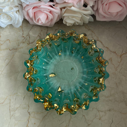 Schale wellenförmig B-Ware